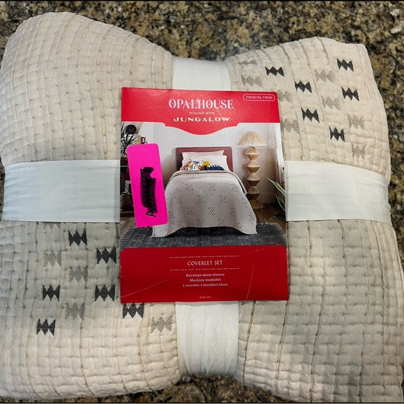 OPALHOUSE X JUNGALOW NWT guaze matelasse quilt & sham set -ivory -twin - Picture 8 of 8